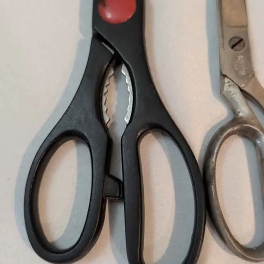 Vintage Kingshead Italy Steel Shears & Kitchen Utility Scissors Scissors Lot
